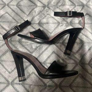 Gucci black calf skin leather 4.5 inch heels rare vintage timeless
